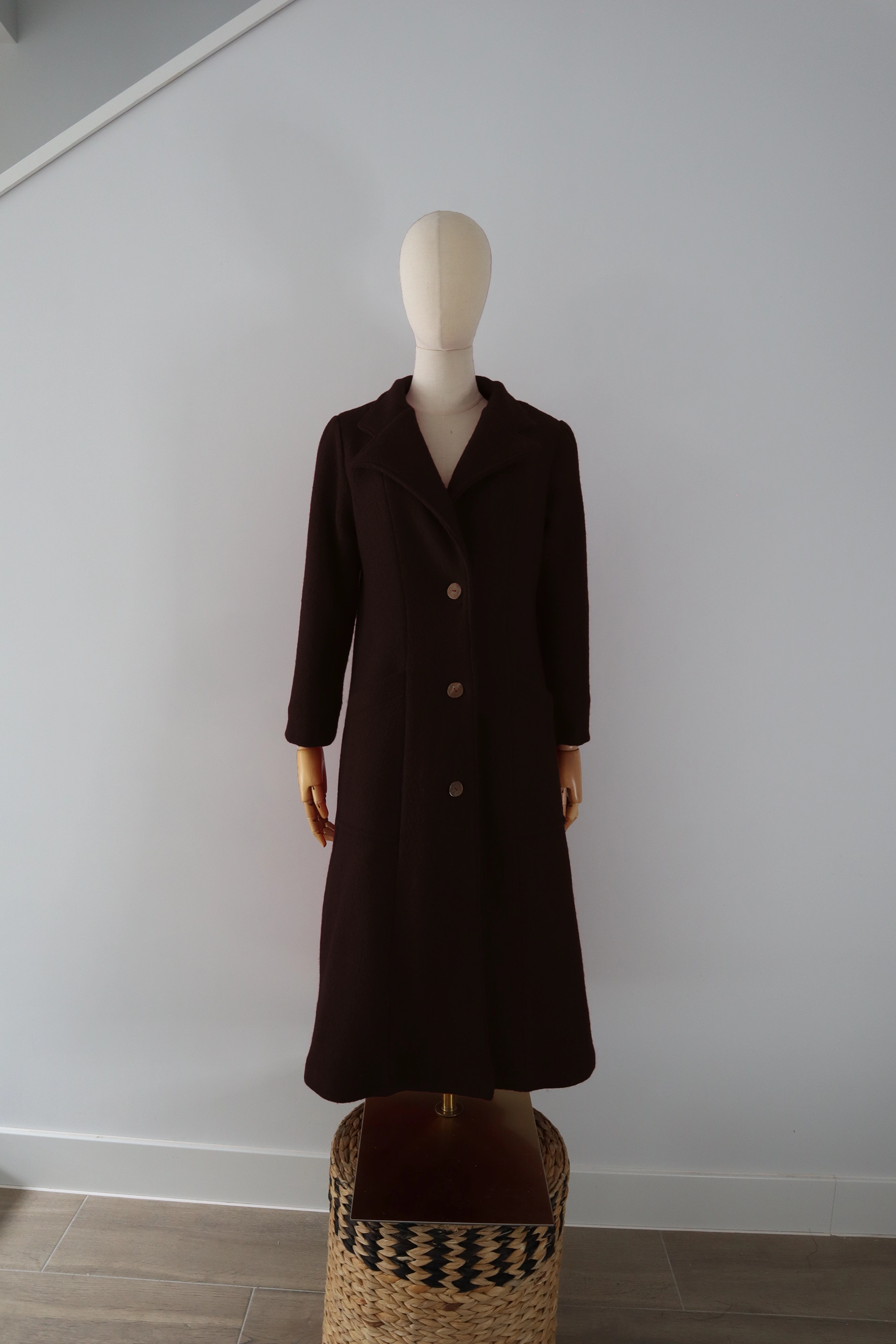 Abrigo Chocolate Lana Calefactable Mevak Abierto