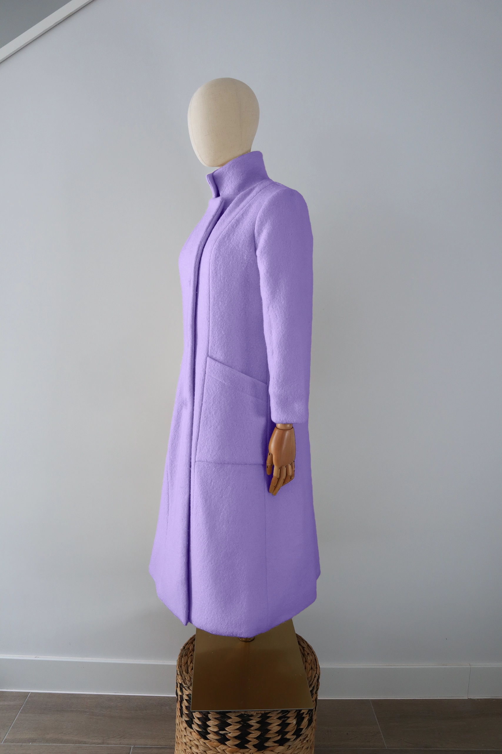 Abrigo Lila Lana Calefactable Mevak Costado