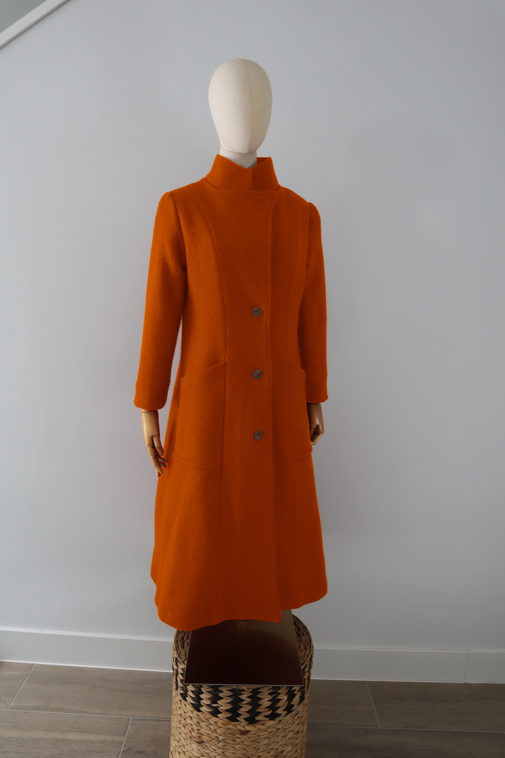 Abrigo Naranja Lana Calefactable Mevak Cerrado