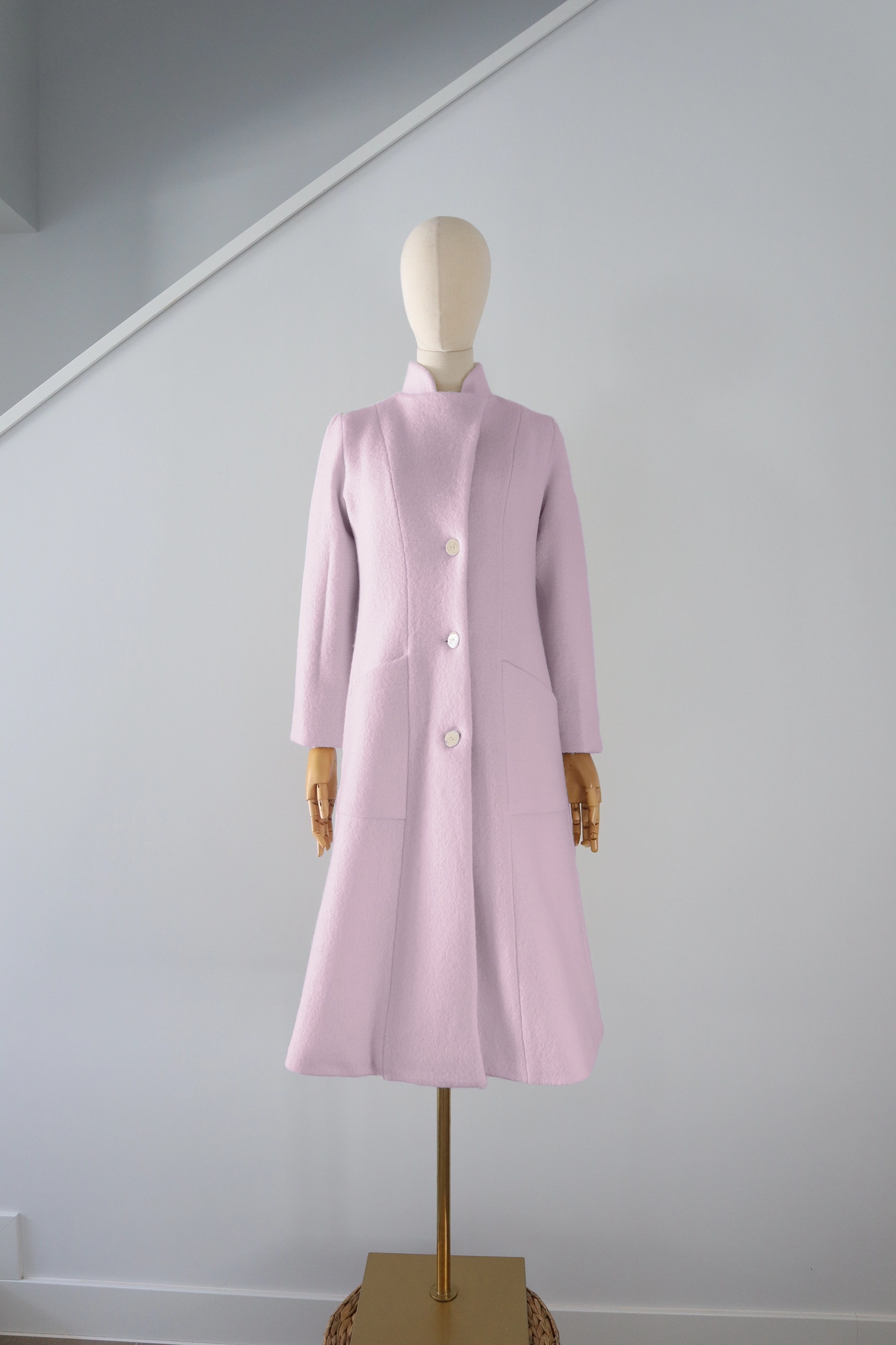 Abrigo Rosa Pastel Lana Calefactable Ramé Cerrado