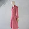 Abrigo Rosado Lana Calefactable Ramé Costado