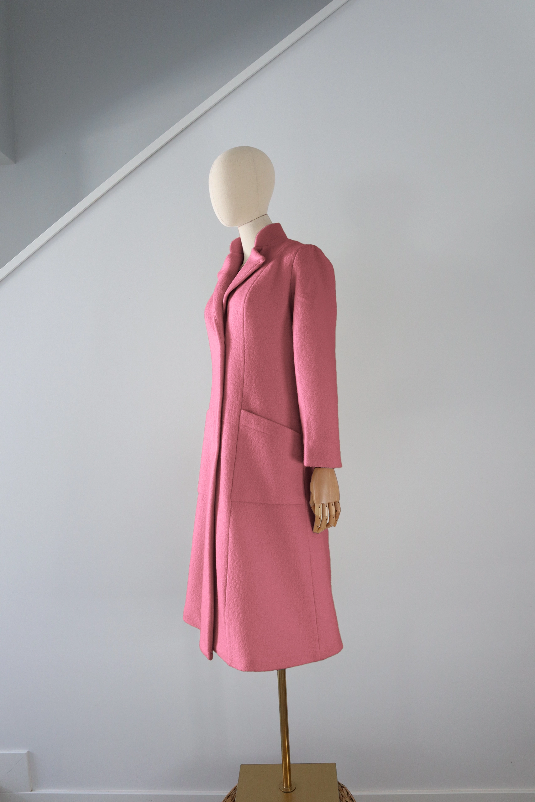 Abrigo Rosado Lana Calefactable Ramé Costado