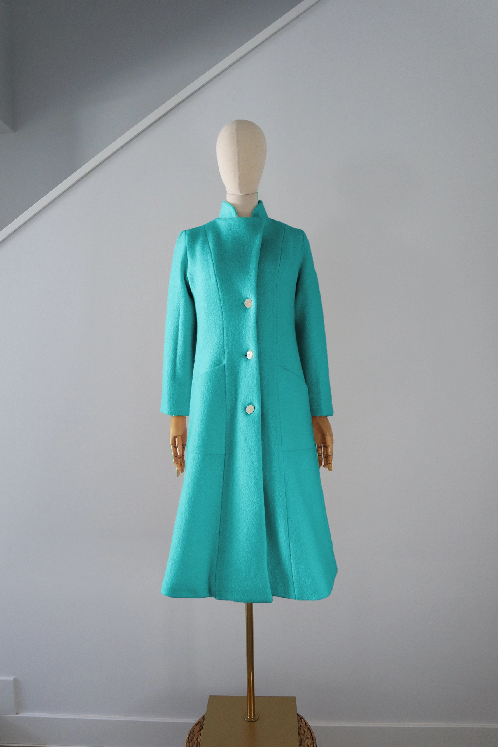 Abrigo Turquesa Oliva Lana Calefactable Ramé Cerrado