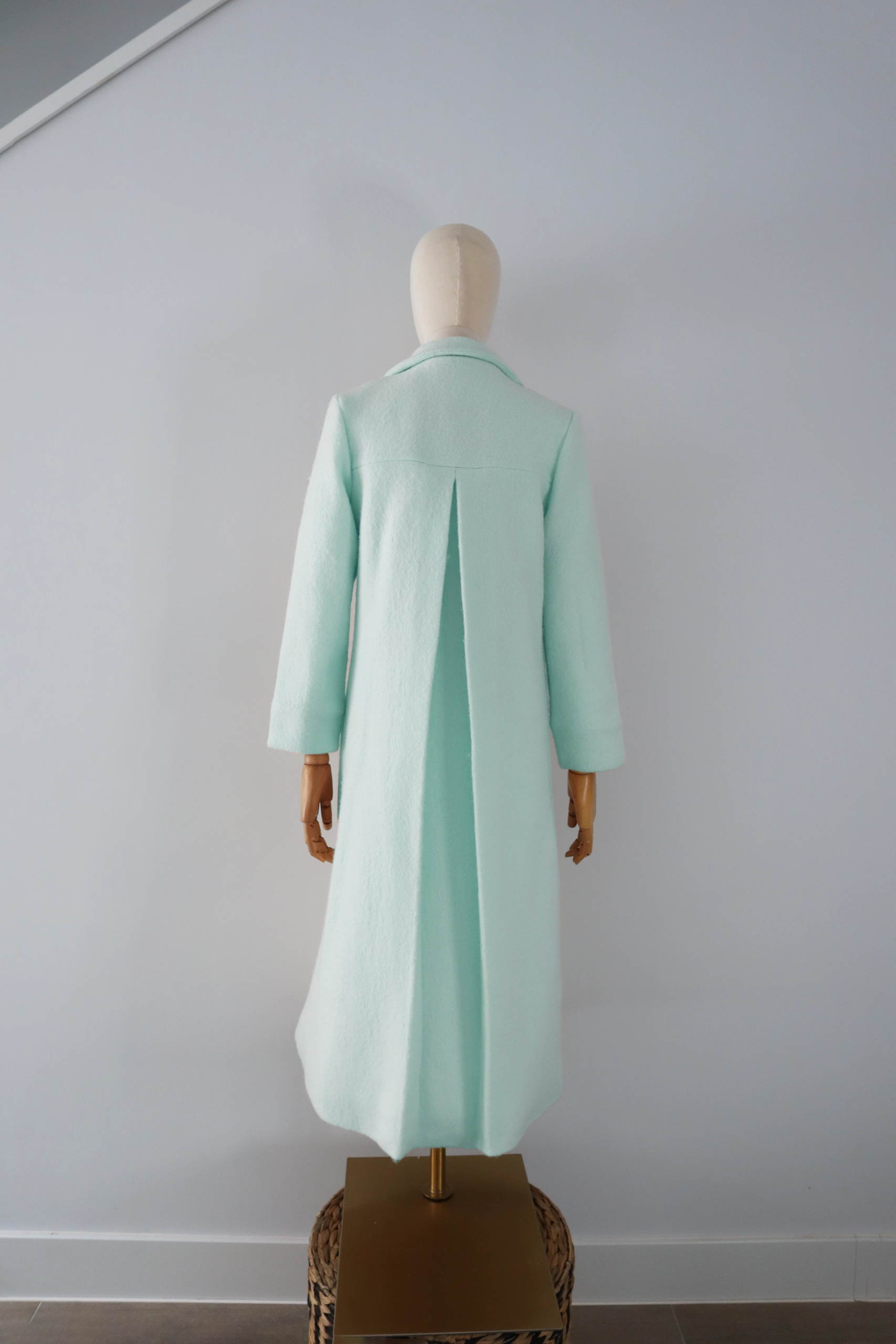 abrigo-verde-agua-lana-calefactable-rame-mevak-espalda Abrigo Verde Agua Lana Calefactable Mevak Espalda