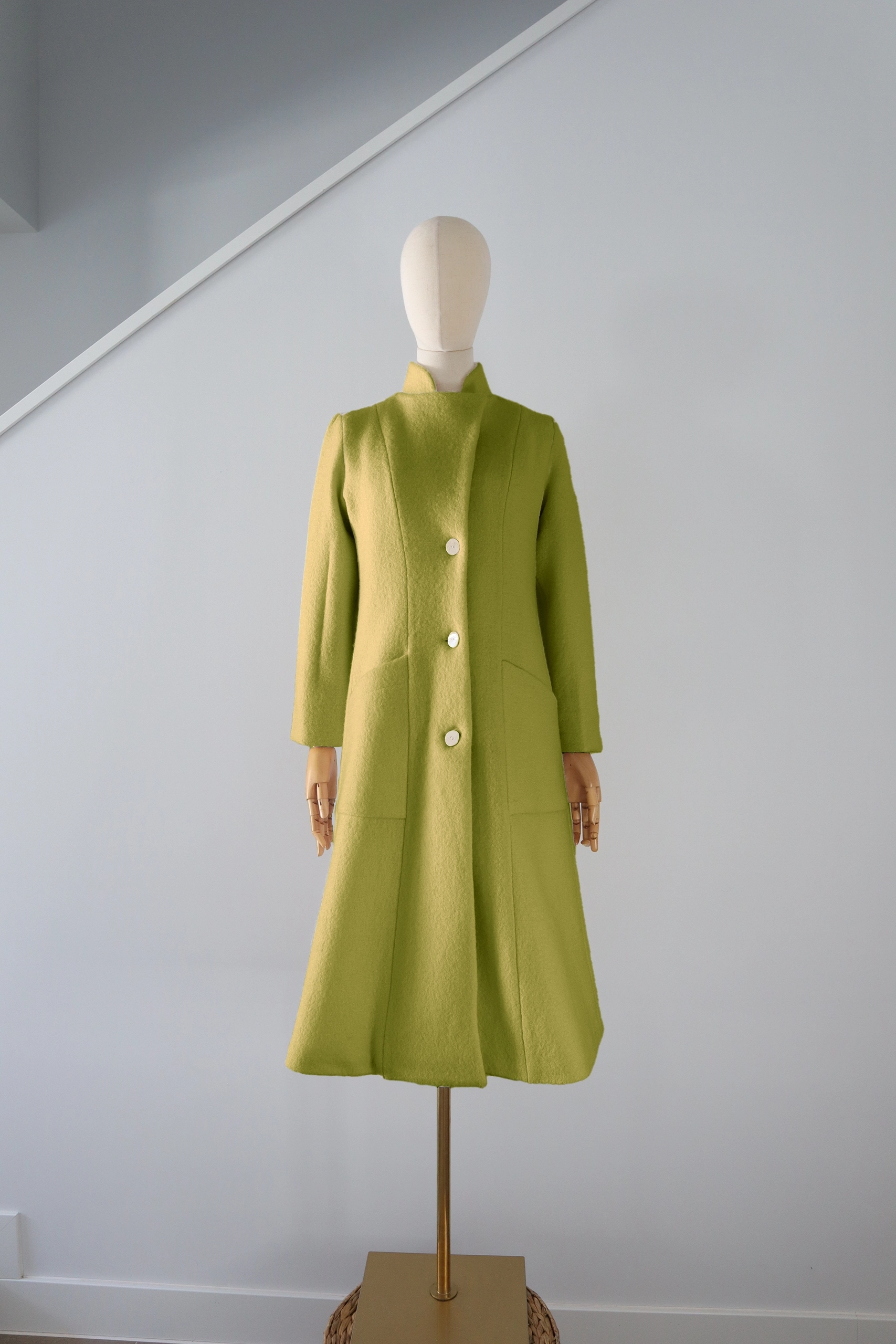 Abrigo Verde Oliva Lana Calefactable Ramé Cerrado