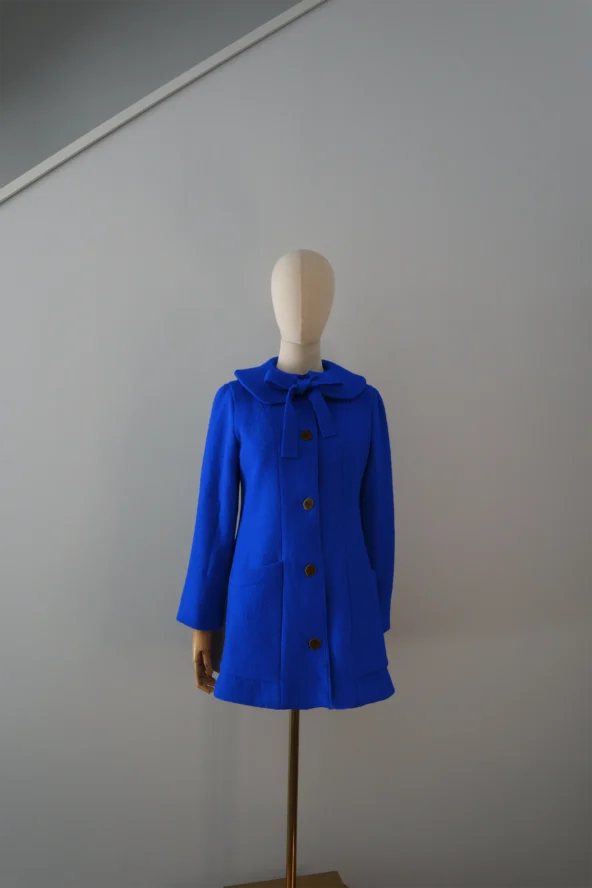 Abrigo Azul Eléctrico Lana Calefactable Tiam Lazo
