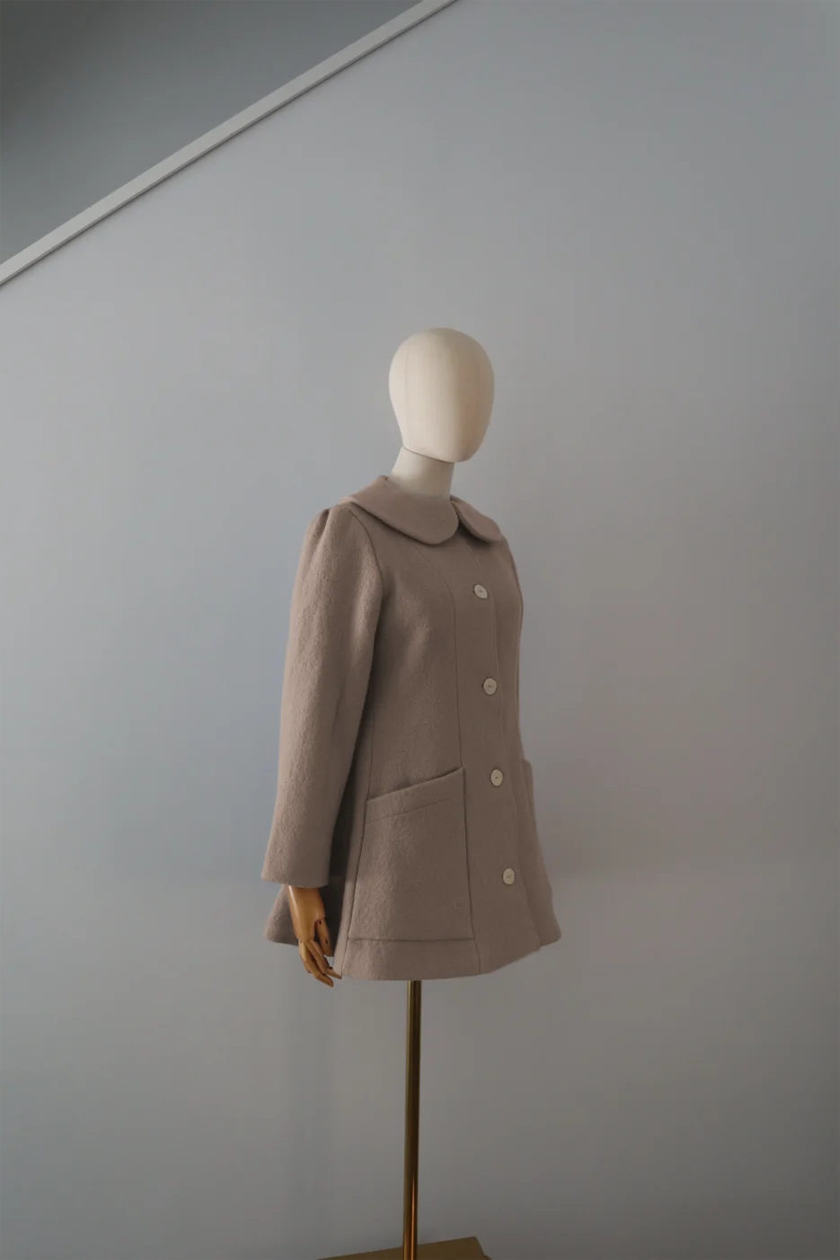 Abrigo Beige Lana Calefactable Tiam Costado