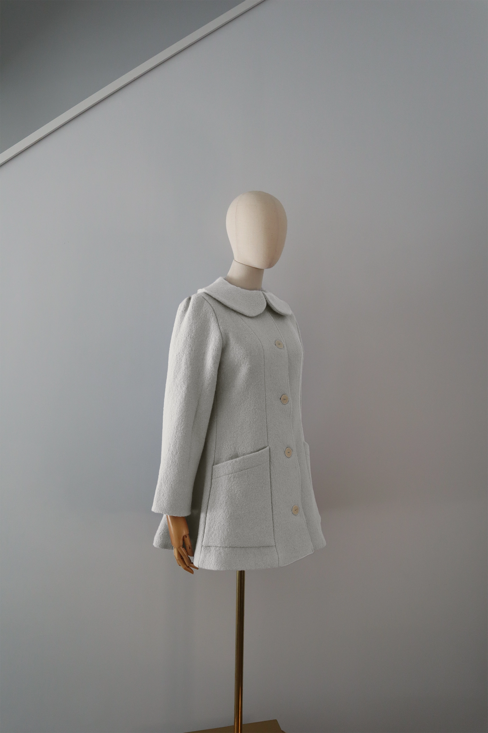 Abrigo Blanco Roto Lana Calefactable Tiam Costado