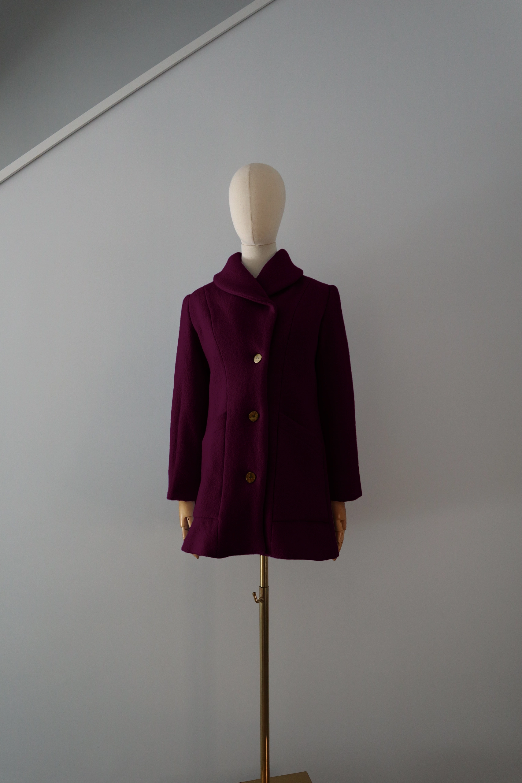 Abrigo Burdeos Lana Calefactable Cerrado