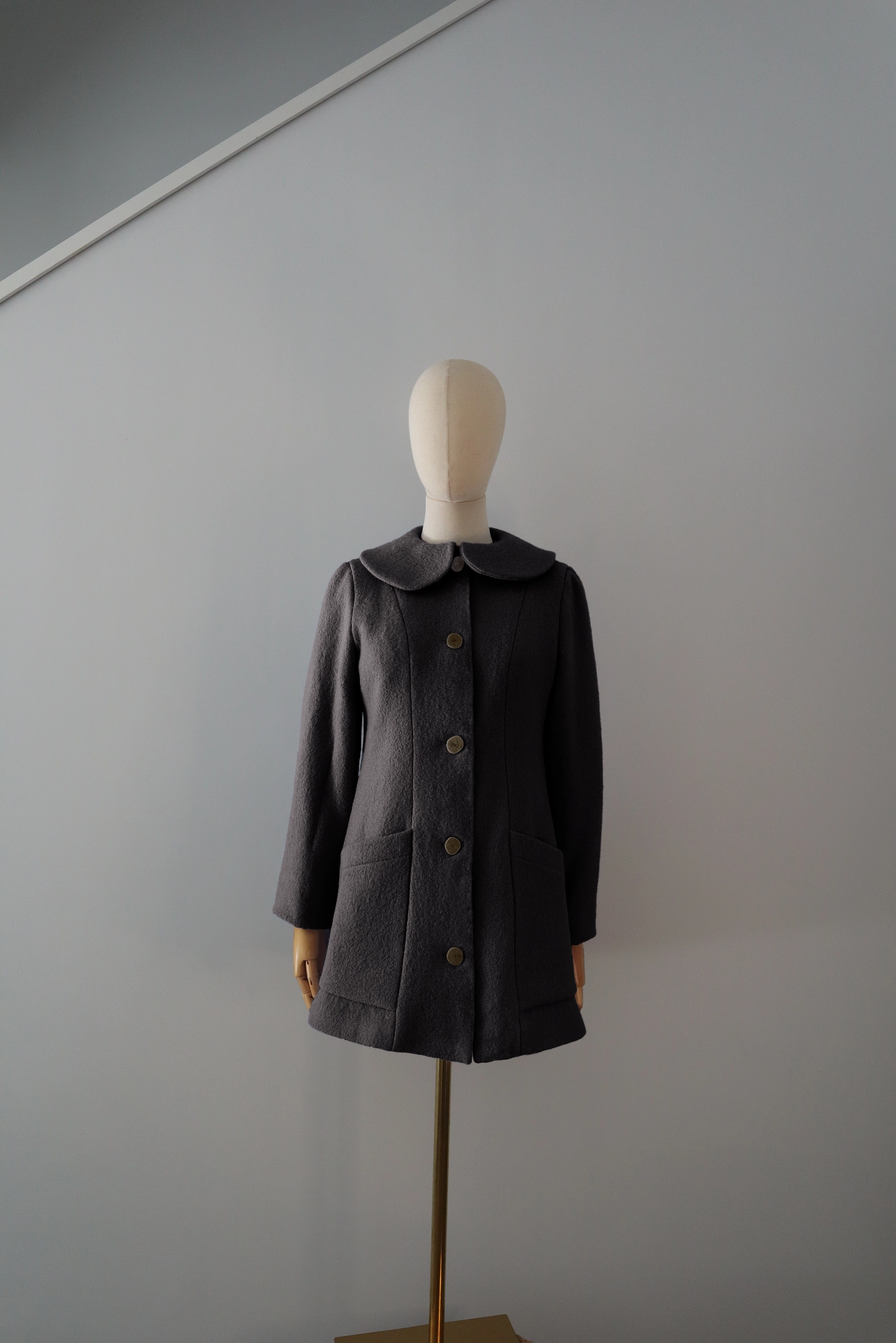 Abrigo Gris Oscuro Lana Calefactable Tiam