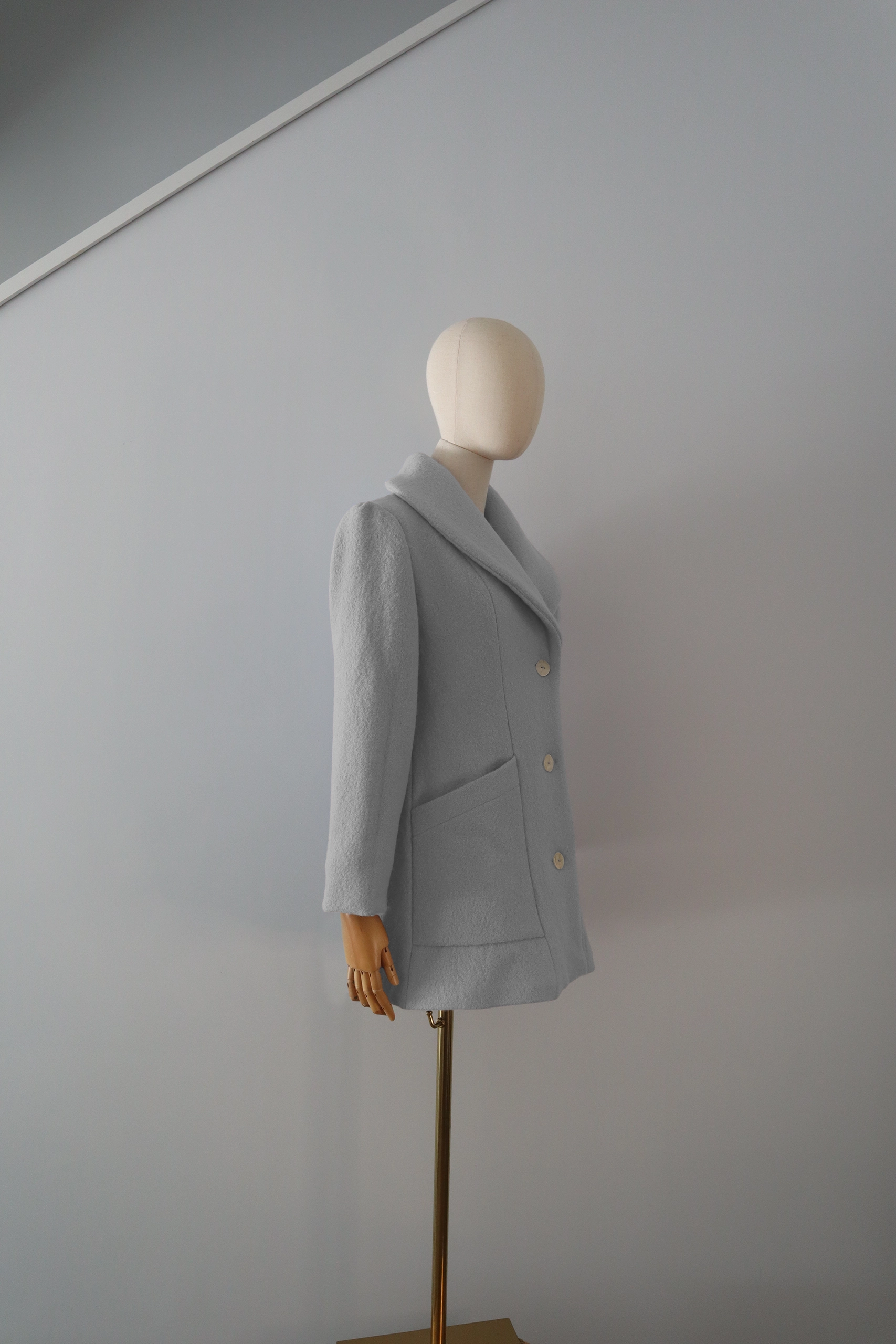 Abrigo Perla Lana Calefactable Kalon Costado