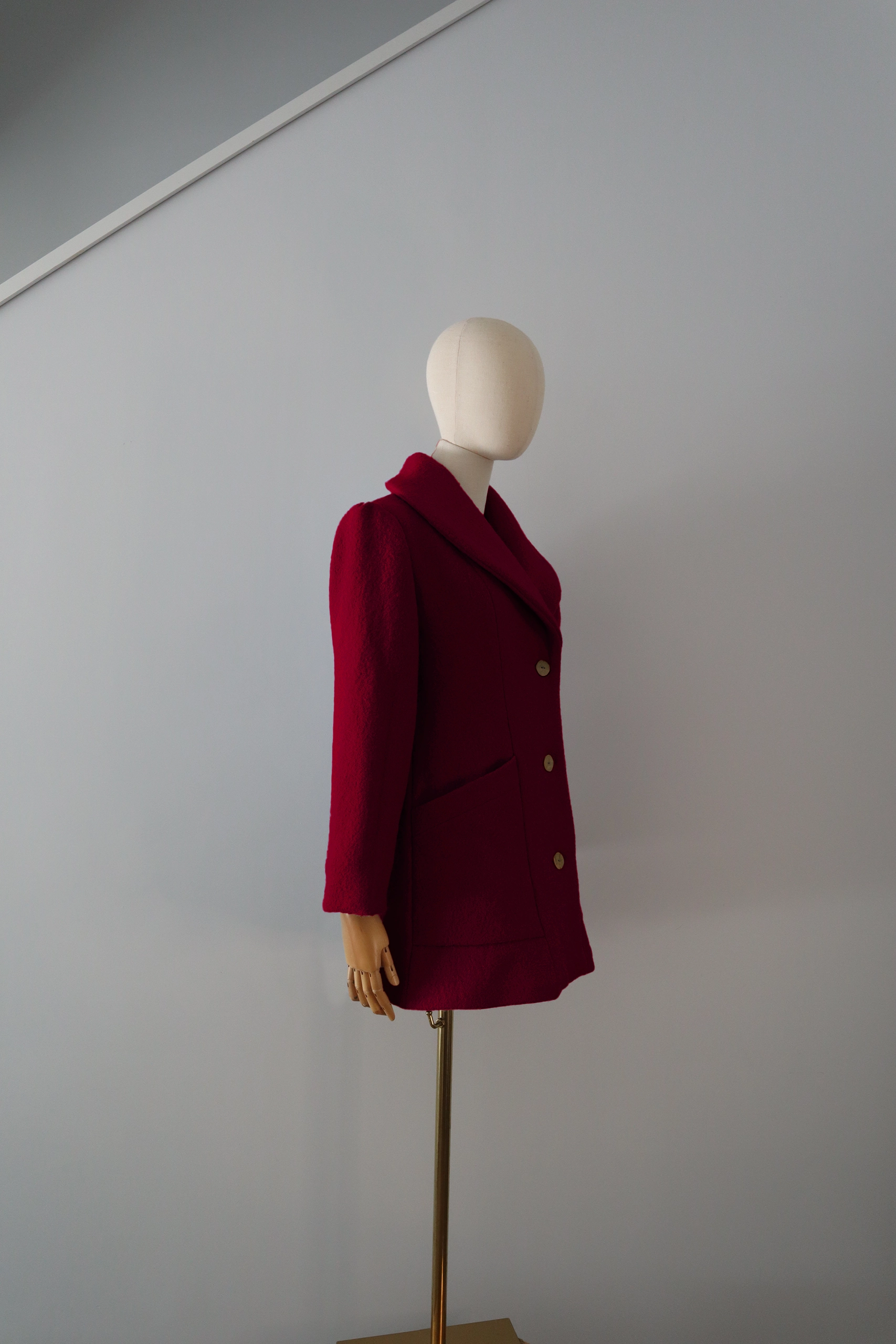 abrigo rojo lana calefactable kalon costado