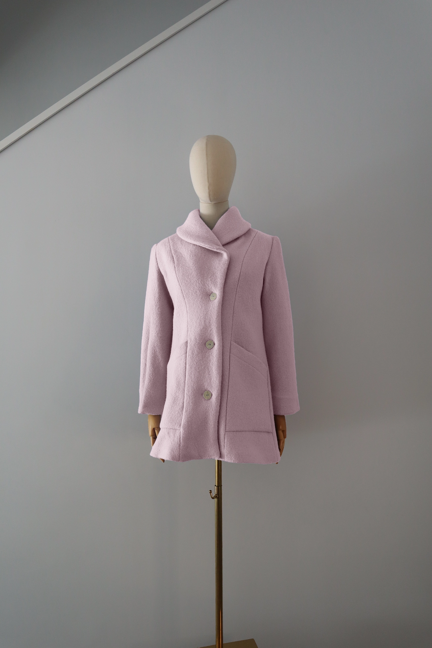 Abrigo Rosa Pastel Lana Calefactable Kalon Cerrado