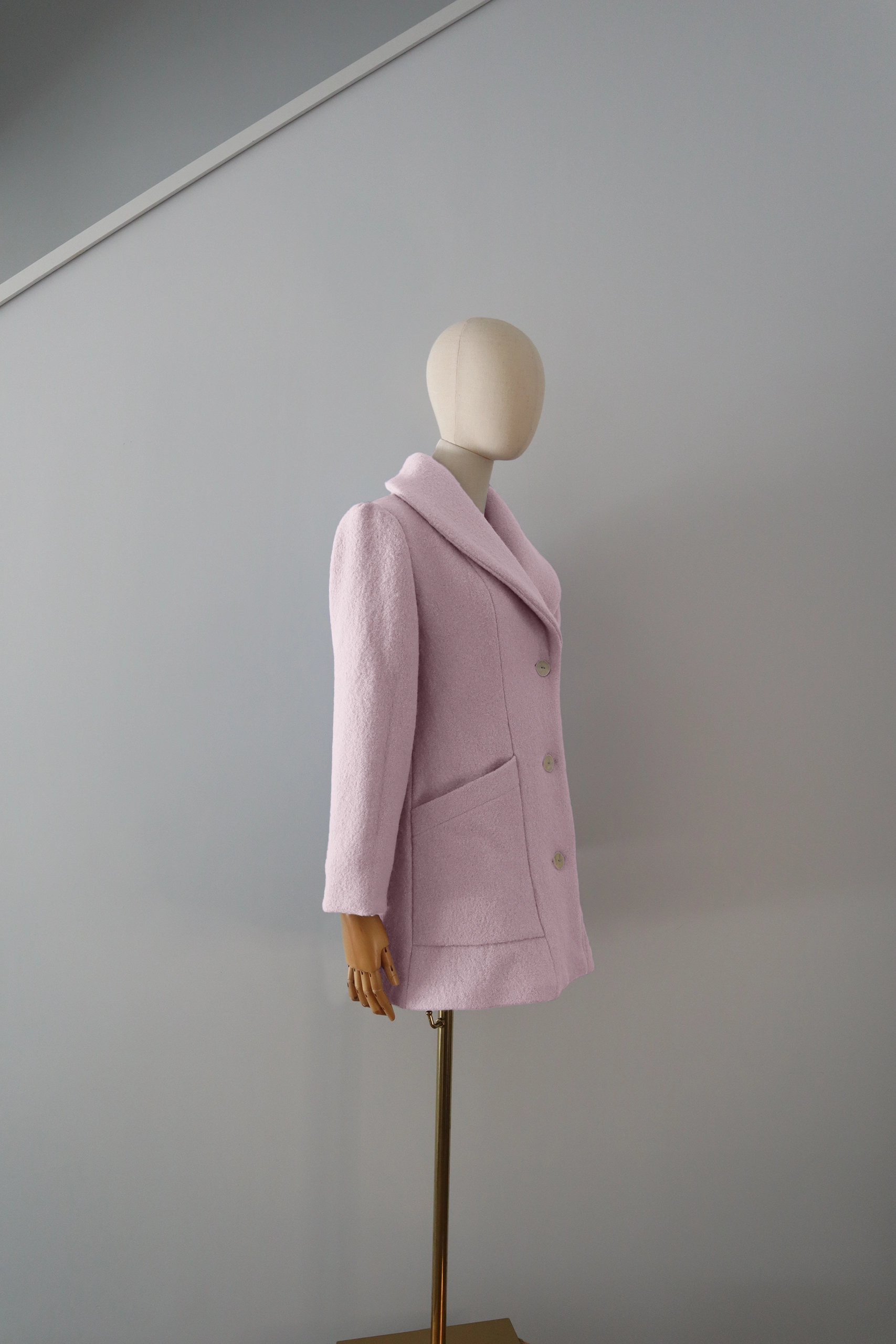 Abrigo Rosa Pastel Lana Calefactable Kalon Costado