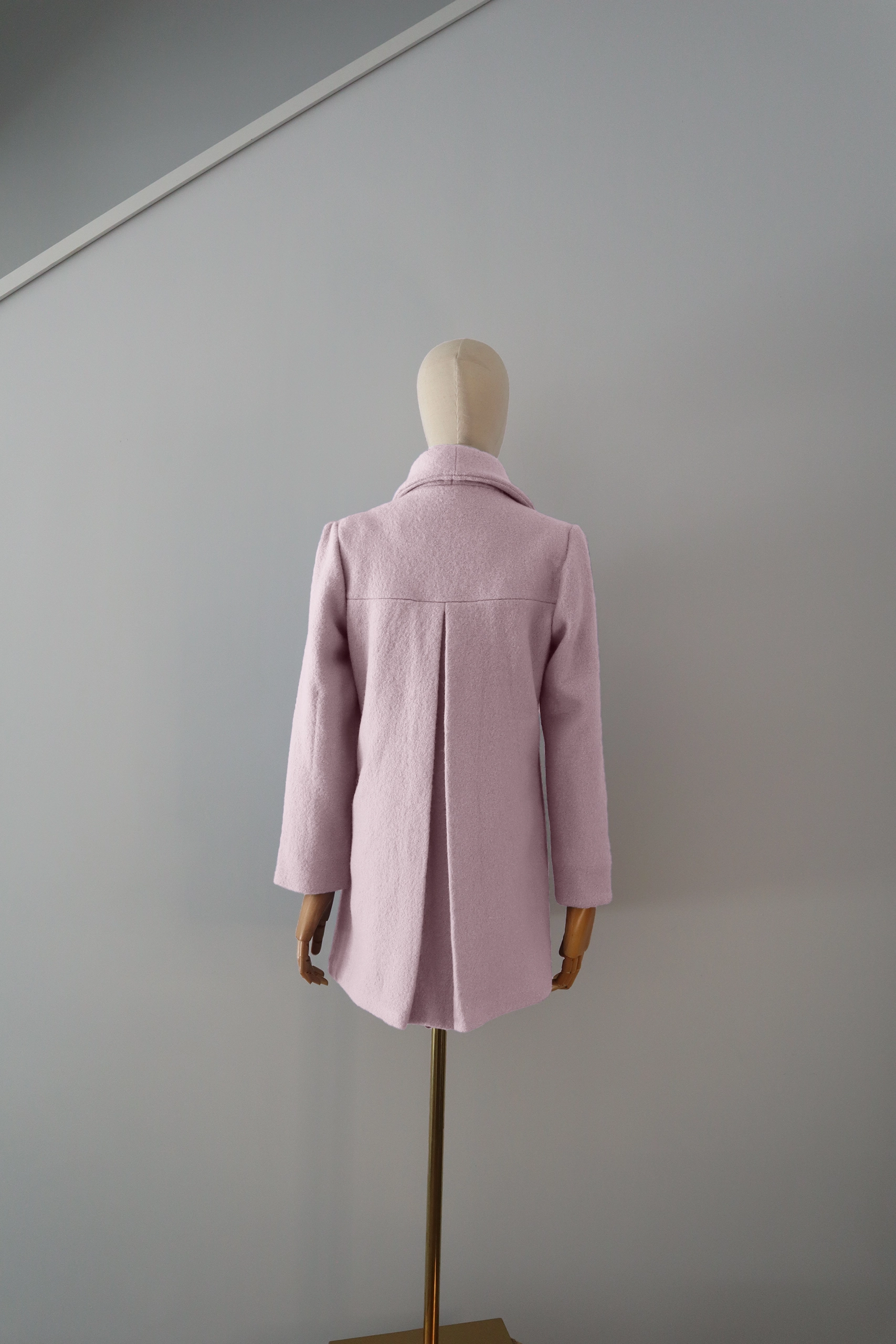 Abrigo Rosa Pastel Lana Calefactable Kalon Espalda