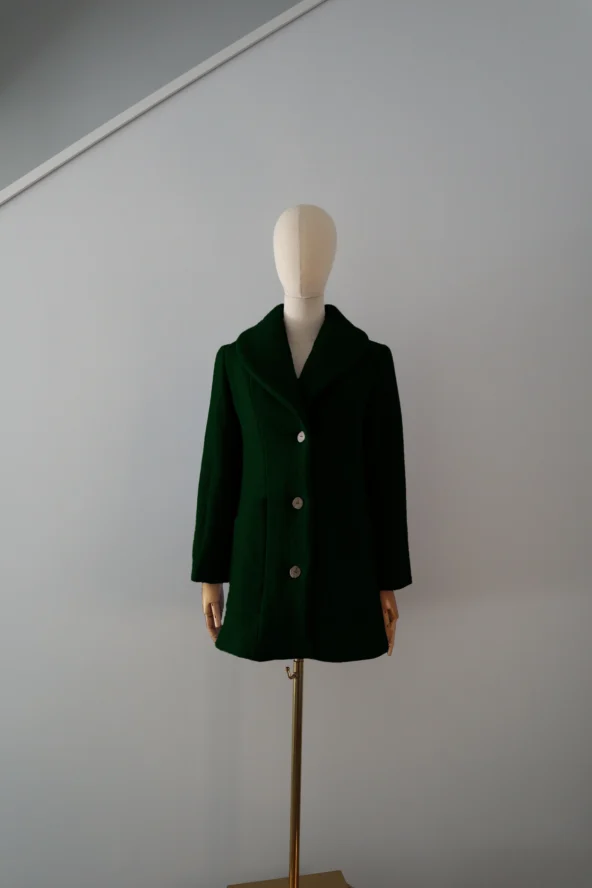 Abrigo Verde Botella Lana Calefactable Kalon Abierto