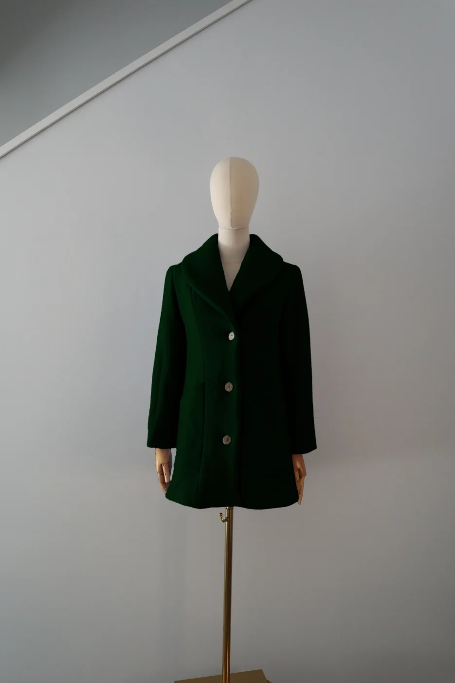 Abrigo Verde Botella Lana Calefactable Kalon Abierto