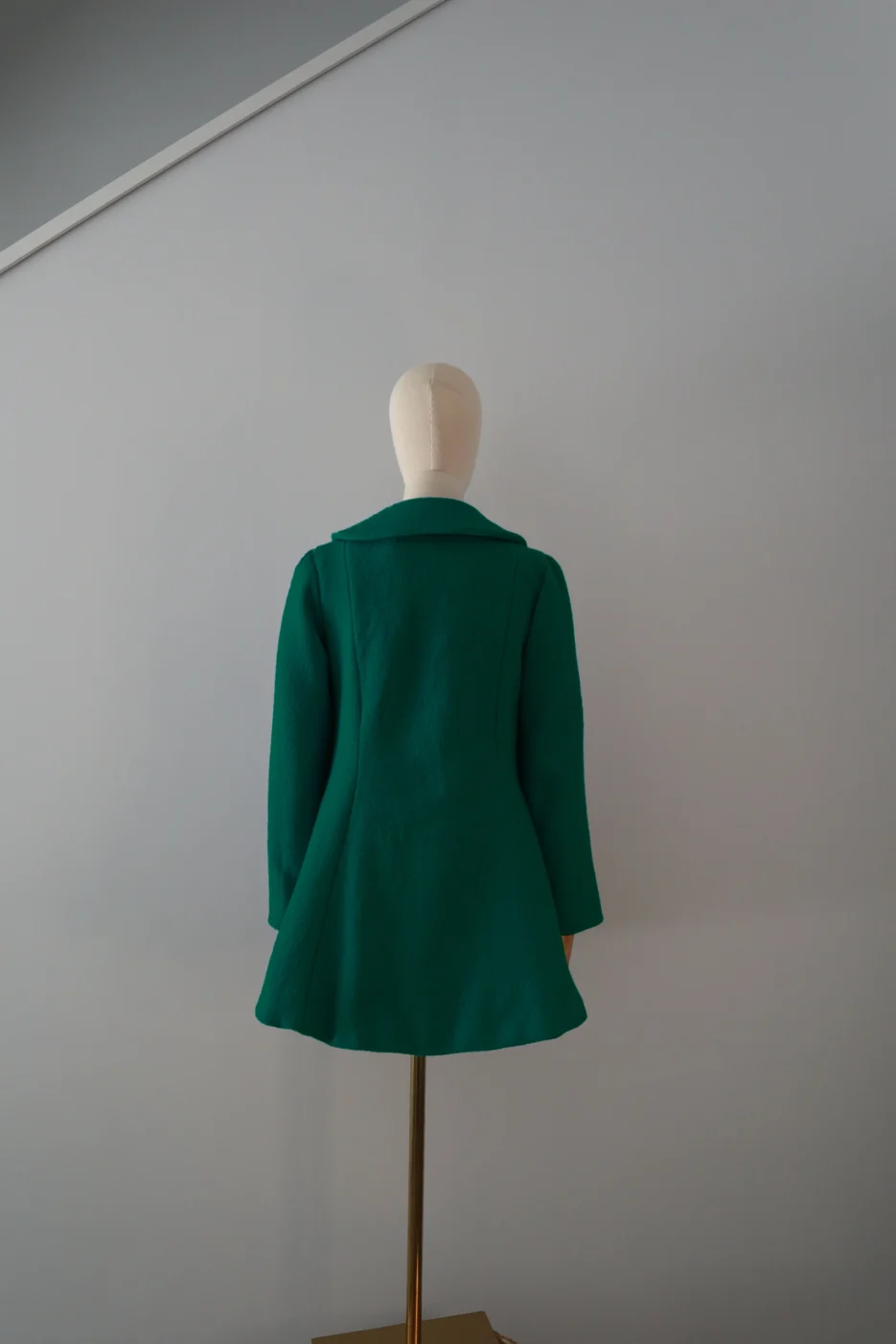 Abrigo Verde Oscuro Lana Calefactable Tiam Espalda